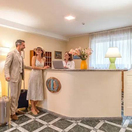 Chic Rina Sea M2 Sleeps 2 Persons * Alguer