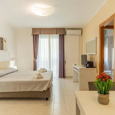 Chic Rina Sea M2 Sleeps 2 Persons Διαμέρισμα *