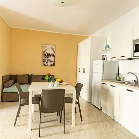 Chic Rina Sea M2 Sleeps 2 Persons Αλγκέρο